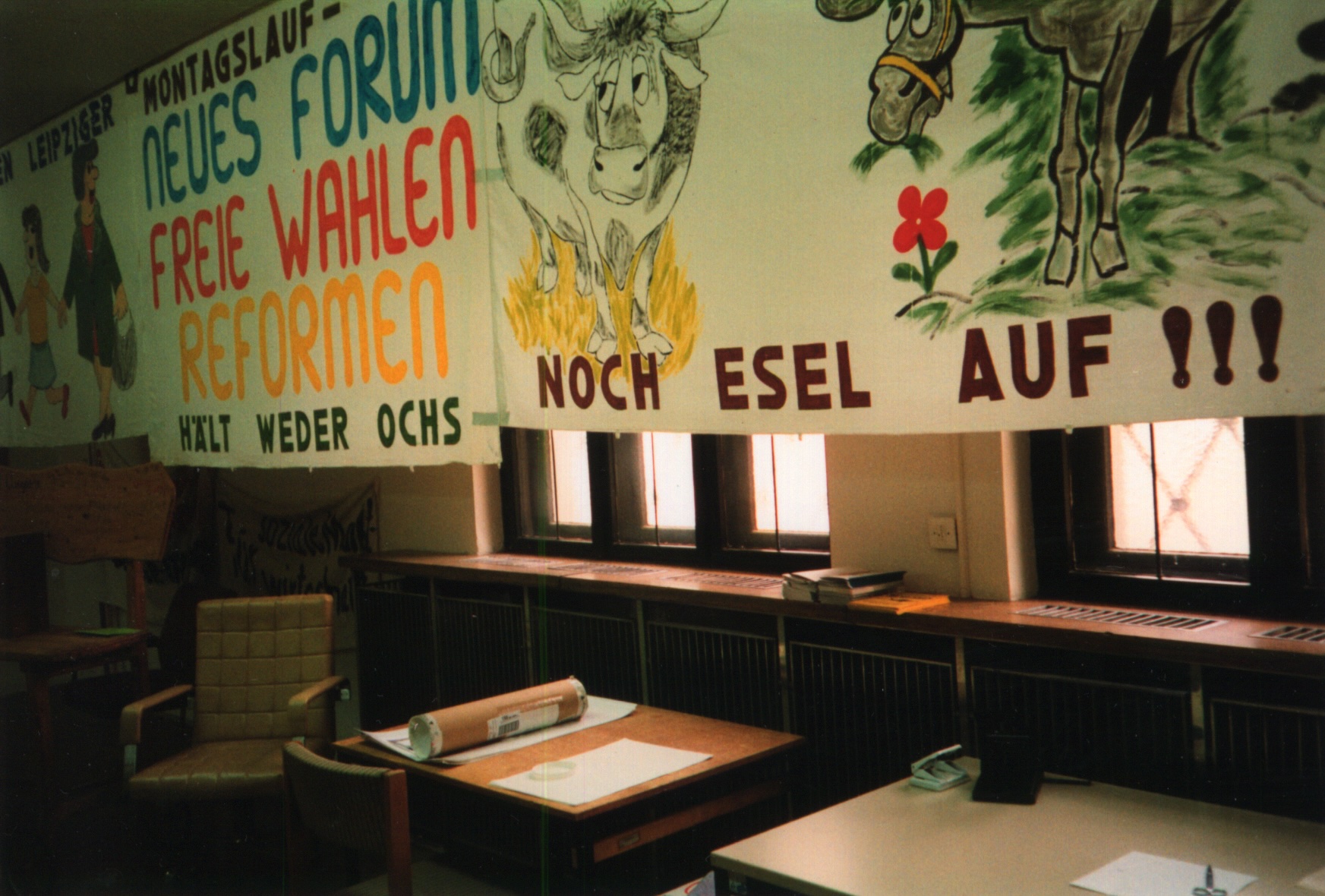 Erste Ausstellung des ABL in der ehemaligen ISKRA-Gedenkstätte in der Russenstraße 1997